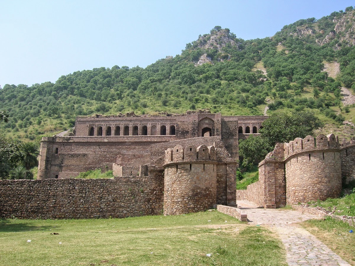 The haunted Fort of Bhangarh – Rajasthan, India